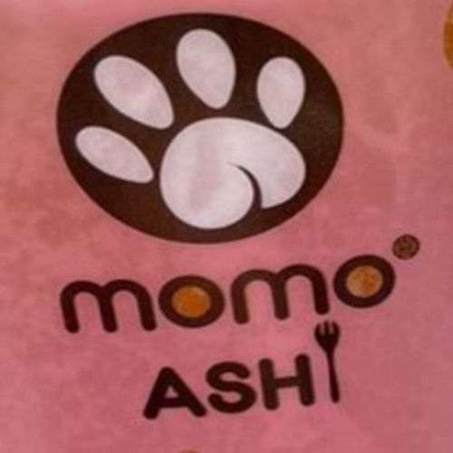 Momo Ashi Cafe