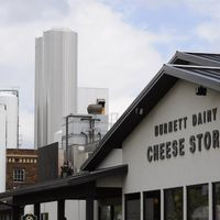World Famous Burnett Dairy Cheese Store