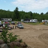 Stompin' Grounds Lodge Camping