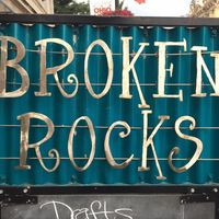 Broken Rocks CafÉ And Bakery