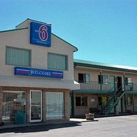 Motel6