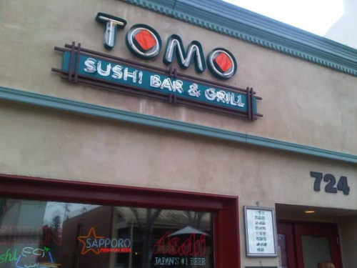 Tomo Sushi Bar Grill