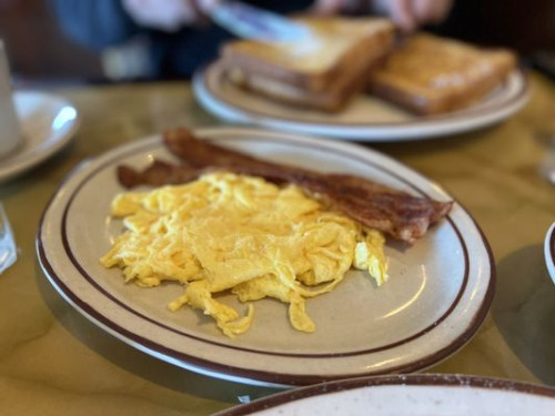 Golden Bear Pancake House