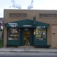 The Washboard/donut Shoppe