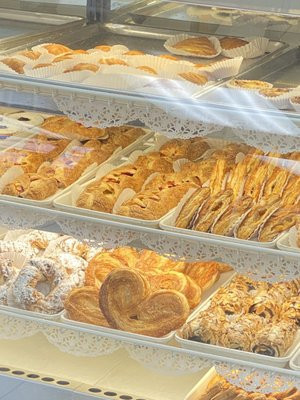 Calandra's Bakery