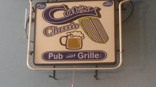 Cat's Classic Pub And Grille