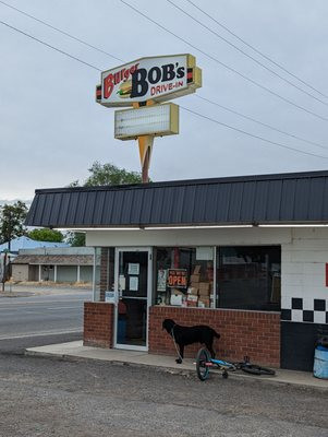 Burger Bob's Drive-in