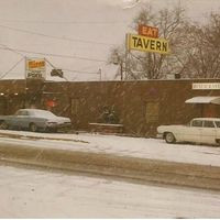 Bob's Texas T-bone And Frosty's Lounge