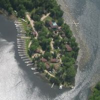 Williams Narrows Resort