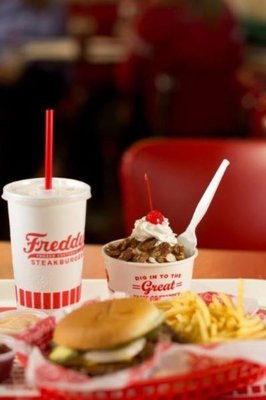 Freddy's Frozen Custard Steakburgers